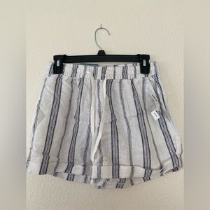 Small Old Navy Linen Shorts